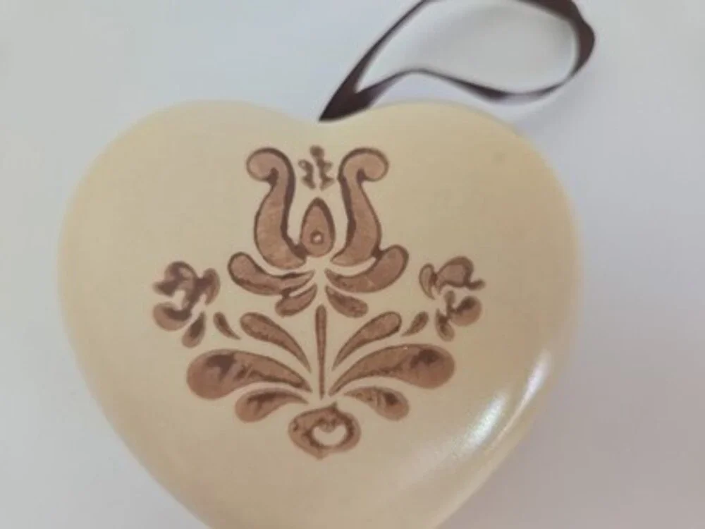 Potpourri Holder PFALTZGRAFF STONEWARE POMANDER HEART-SHAPED Vintage 1980s